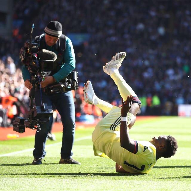 爱奇艺体育app-萨卡一脚定江山 枪炮上膛前四我有？